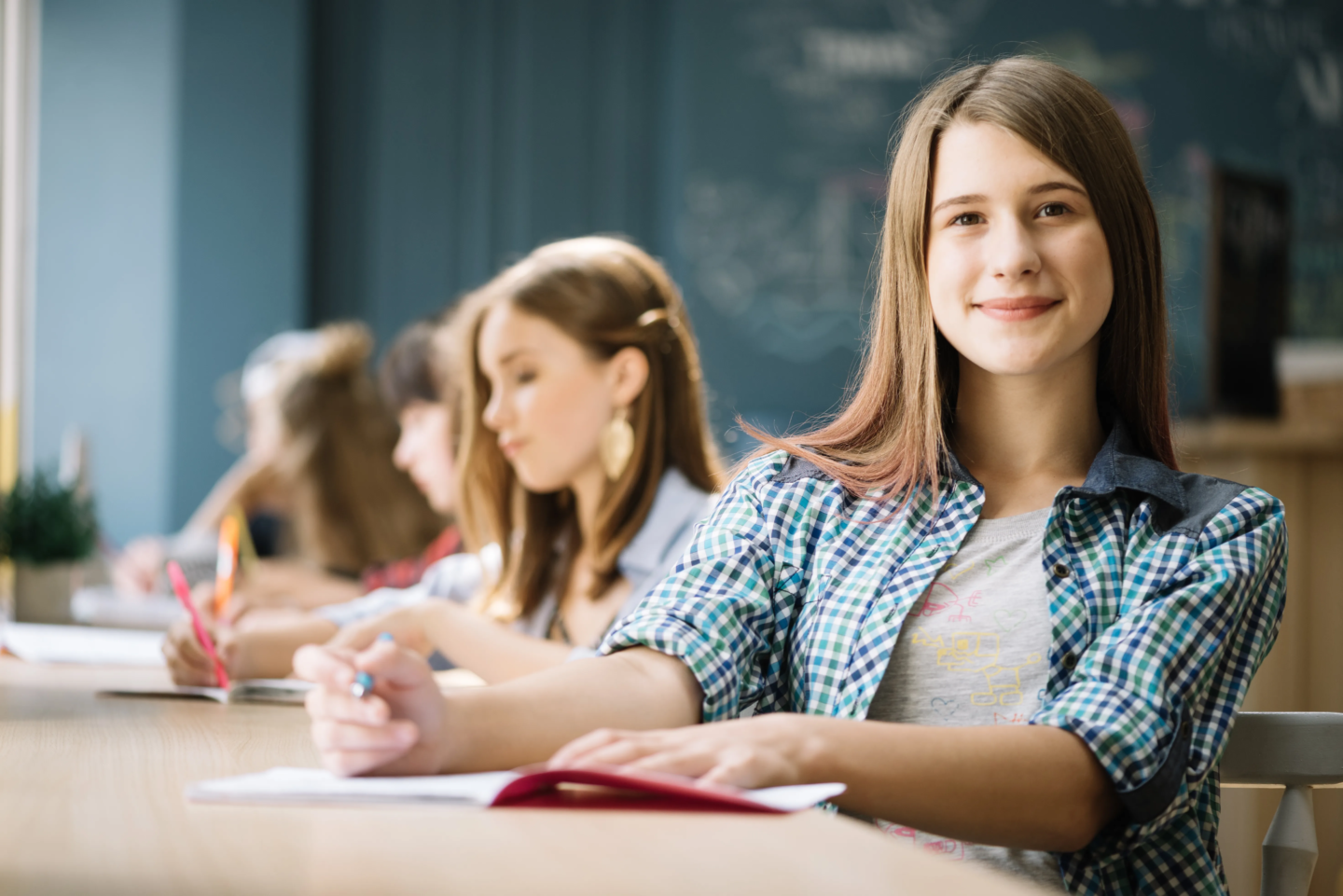 content-student-with-classmate